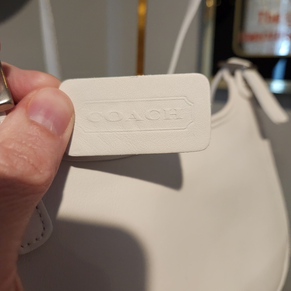 Vintage Coach 2001 White Small Hippie Crossbody - Picture 10 of 10